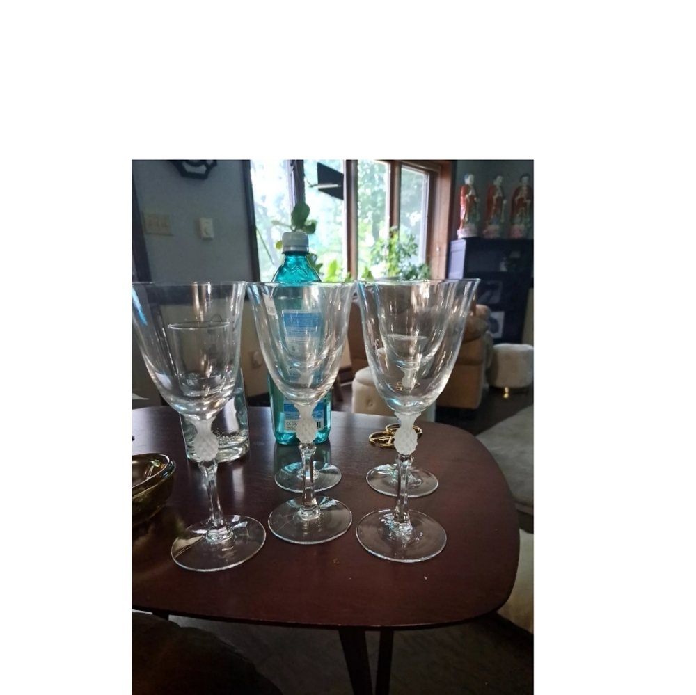 Crystal Saski 7 3/4” Frosted Pineapple Stem 6 oz. Wine Glasses Made in Japan (5)